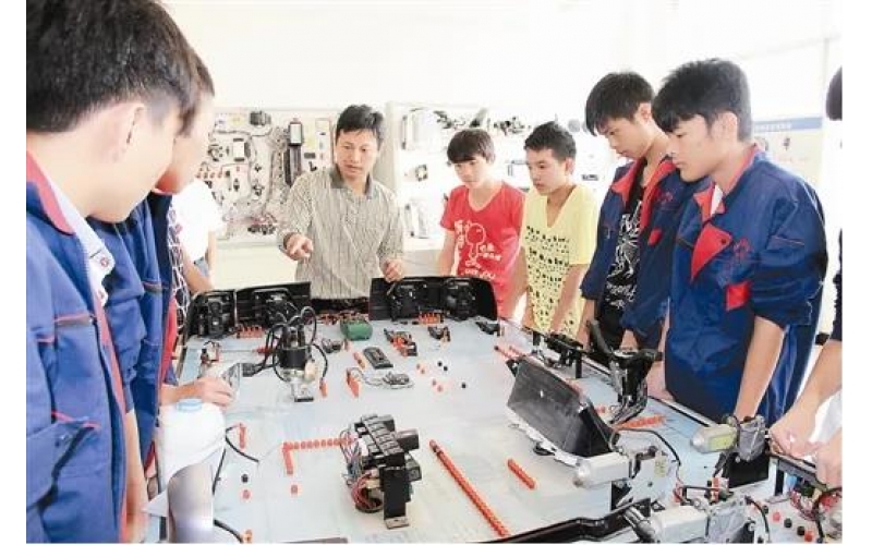 江蘇省印發(fā)《關(guān)于推動現(xiàn)代職業(yè)教育高質(zhì)量發(fā)展的實施意見》